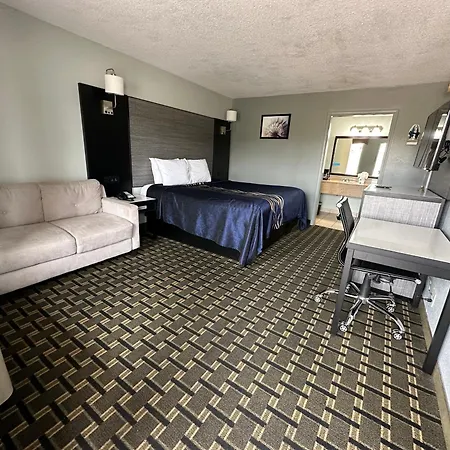 Red Carpet Inn - Natchez-3