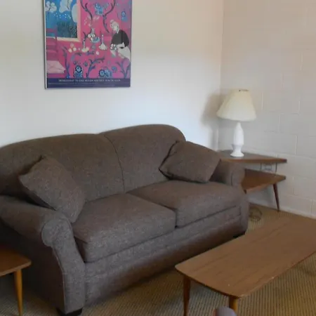 Sun Beach Motel-3
