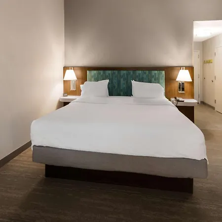 Hampton Inn And Suites Fredericksburg-3