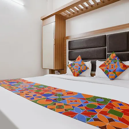 Fabexpress Shanti Inn - Nr Vijay Mamta Theatre, Nashik Road-3