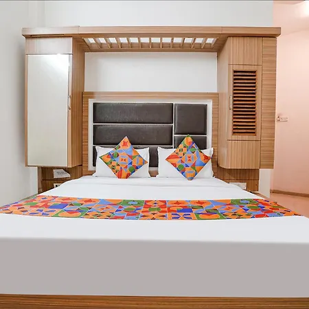 Fabexpress Shanti Inn - Nr Vijay Mamta Theatre, Nashik Road-2
