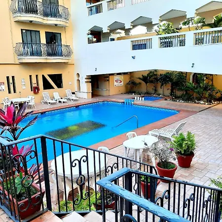 Grand Royal Tampico-2