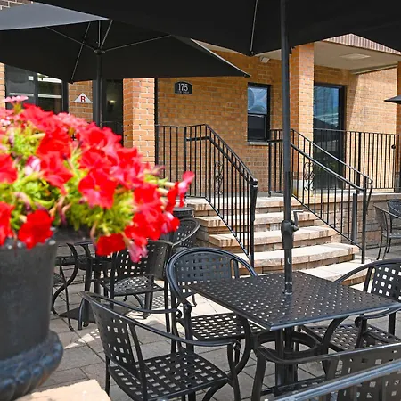 Holland Hotel Jersey City Free Parking-3