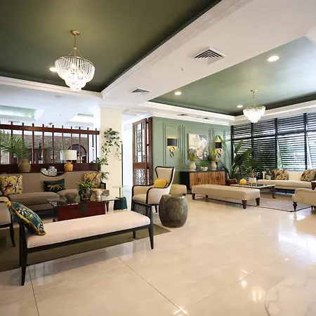 Courtleigh Hotel & Suites-3