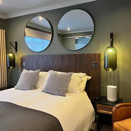Rockmount Rooms & Apartment-3