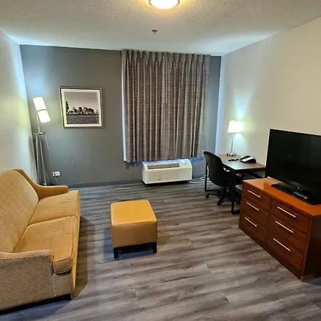 Baymont By Wyndham Chicago/Calumet City-2