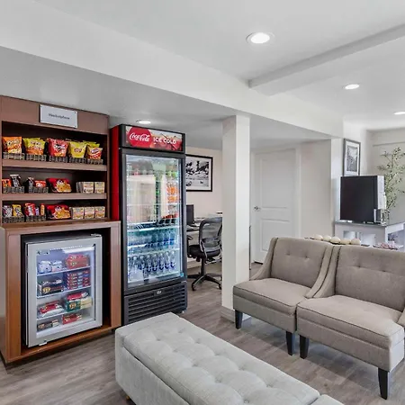 Hillstone Inn Tulare, An Ascend Collection Hotel-3