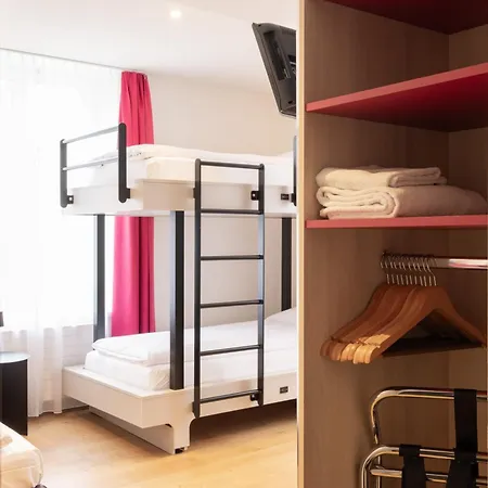 Fred Guest House Hauptbahnhof - Self Check-In-2