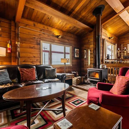 Alert Bay Lodge-3