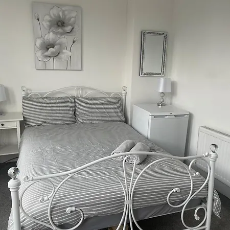Boutique Rooms-2