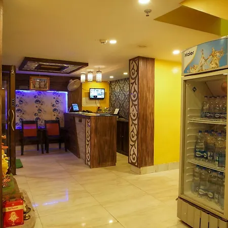 Hotel Shantinivas ! 2 Min From Tarapith Temple !-3