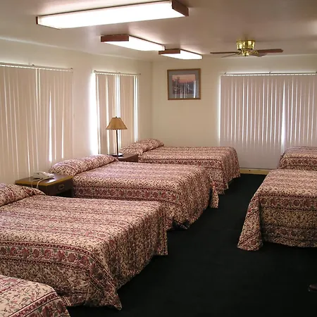 Yellowstone Country Inn-2