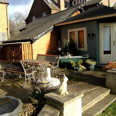 Bridge House Bed & Breakfast-3
