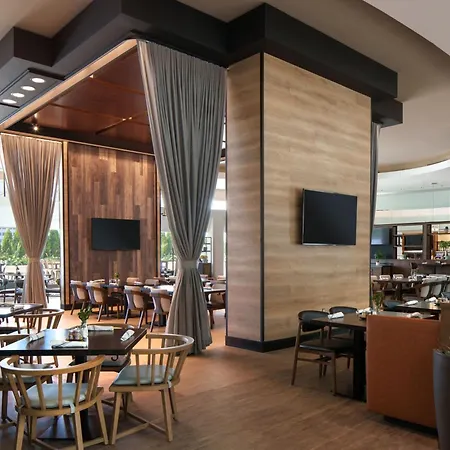 Renaissance Schaumburg Convention Center Hotel-3