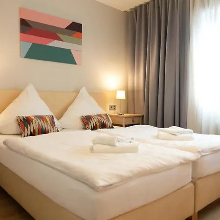 Hotel Herrnbrod & Staendecke-3