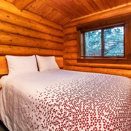 Riverbend Cottage & Rv Resort-3