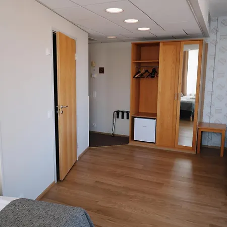 Hesehotelli Turku Linja-Autoasema-2
