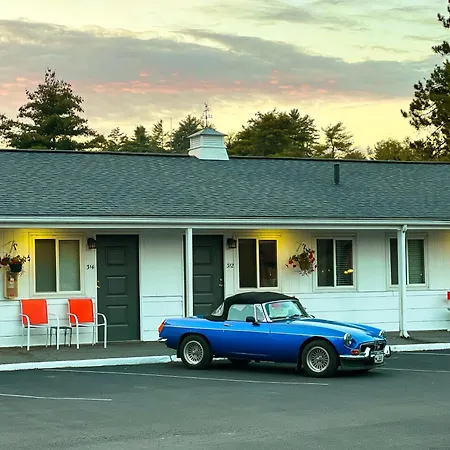 Stowe Motel & Snowdrift-2
