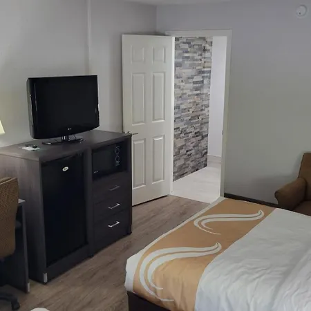 Quality Inn Forsyth Near Ga Public Safety Training Center-2