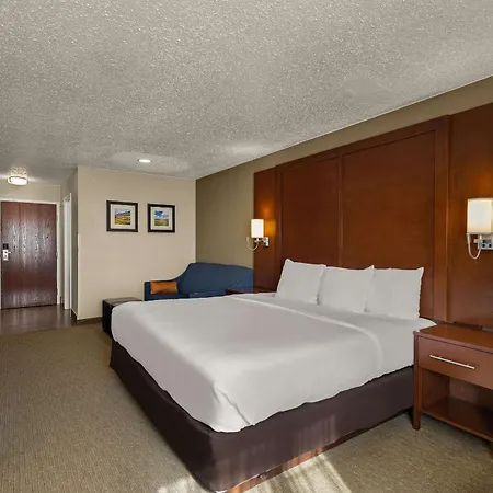 Comfort Inn Near Ouabache State Park-3