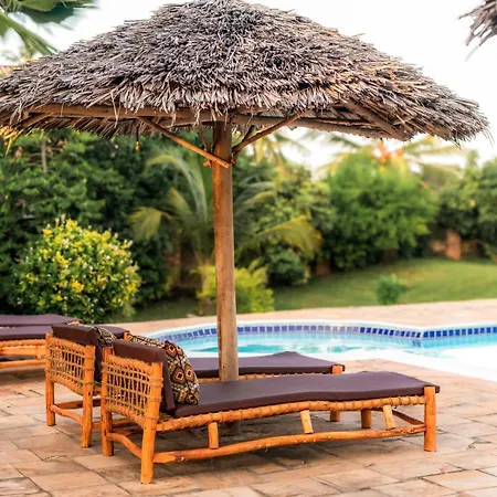 Marafiki Beach Hotel & Spa-3
