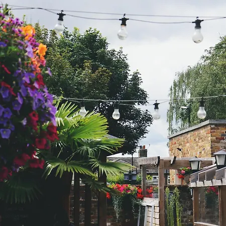 The George Inn-2