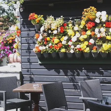 The George Inn-3