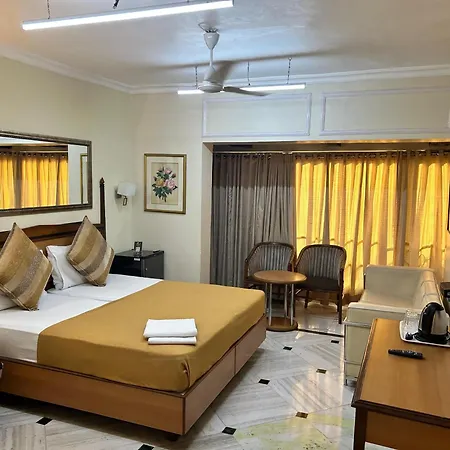 Royal Park Hotel Dockyard-3