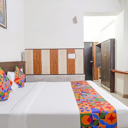 Fabhotel Prashant Palace-3