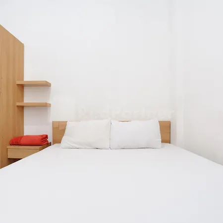 Family Residence Mitra Reddoorz-3