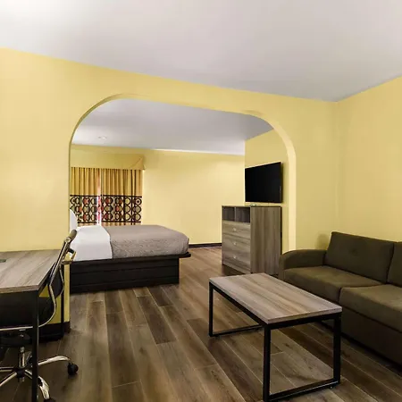 Quality Inn Bay City Tx-3