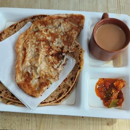 Goroomgo Amit Guest House Tagore Park Kolkata-3