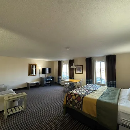 Super 8 By Wyndham Columbia Clark Lane-2