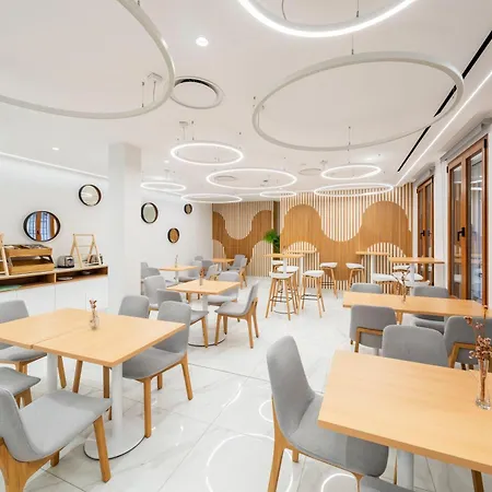 Odyssey Rooms Alicante-2