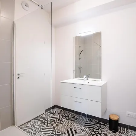 Comfort And Modernity In A Townhouse-2