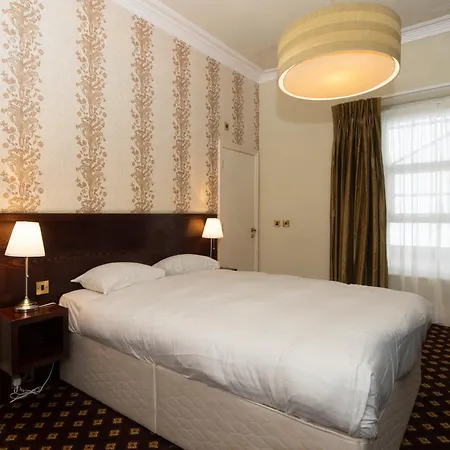 Cabot Court Hotel Wetherspoon-2