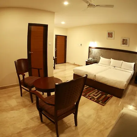D Breeze Suites-3