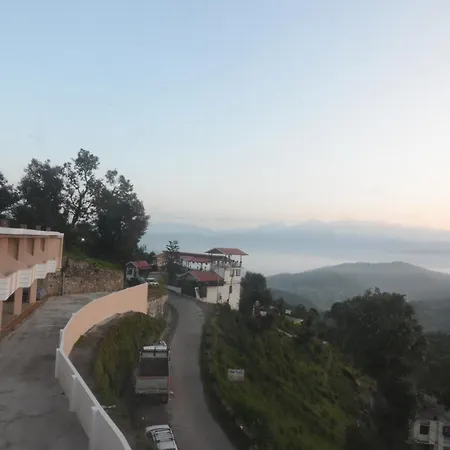 Hotel Uttarakhand Kausani-2