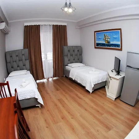 Hotel Vila Alvin & Apartments-3