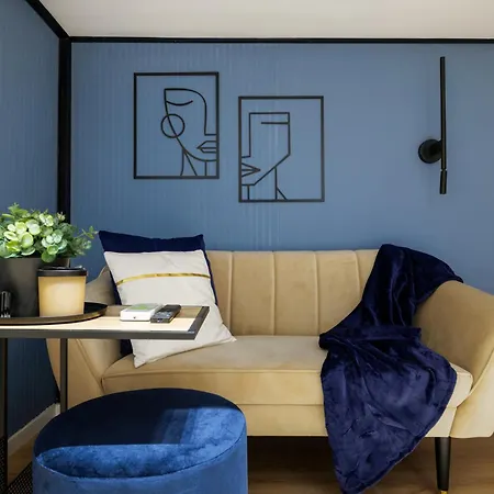 Ak7 Boutique Suites-2