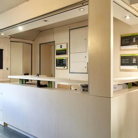 B&B Hotel Saclay-2