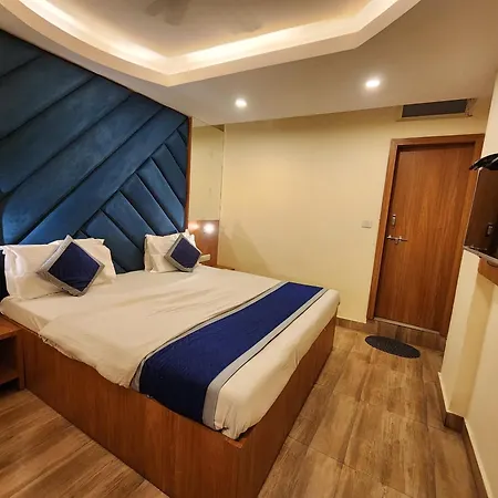 Hotel Savera-3