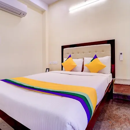 Itsy Hotels Prakasam Residency-3