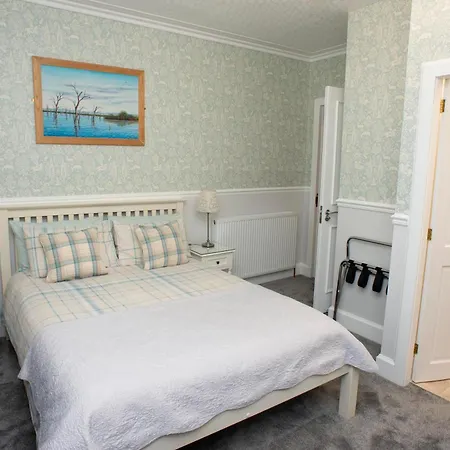 Dunvegan Bed & Breakfast-2