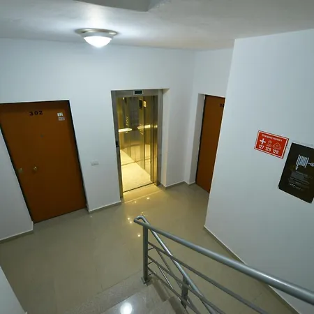 Apt Sarande-3