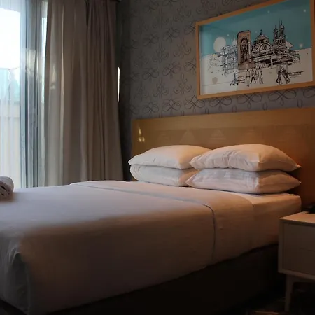 Four-G Hotel-3