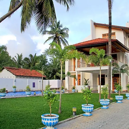 Bluewater Beach Resort-2