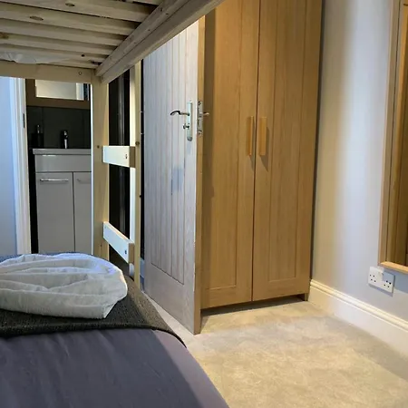 Ryam Suites-2