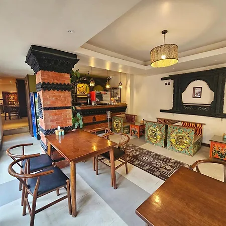 Swarga Heritage Hotel - A Traditional Stay-3