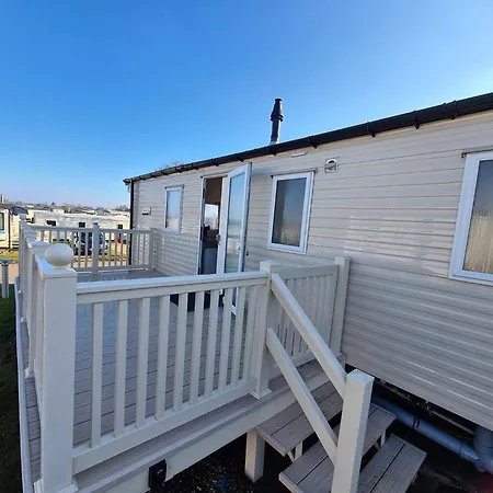 Happy Days Caravan 90 Primrose Field Primrose Valley-3